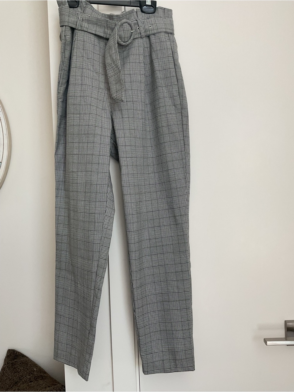 *Dynamite * Gray Glen Plaid High-Rise Paperbag Waist Pants with Belt